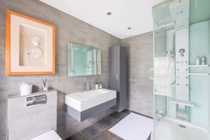 Photo 16- click for photo gallery